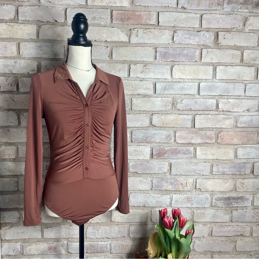 NWT Guess Bodysuit - Picture 5 of 13